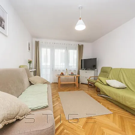 Prestige Muszla Daire